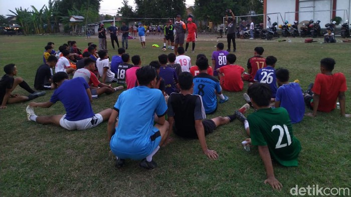 Seleksi Persem Mojokerto menyambut Liga 3 di daerah zona merah COVID-19.