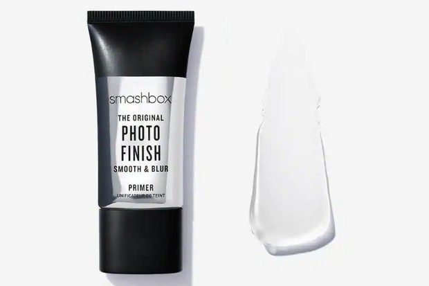 Smashbox Photo Finish Foundation Primer/ Foto: smashbox.com Smashbox Photo Finish Foundation Primer adalah primer menghidrasi yang cocok untuk kulit kering