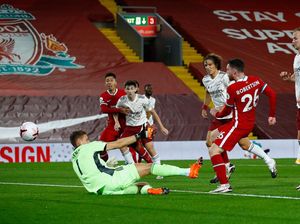 Robertson Bayar Tuntas Blundernya