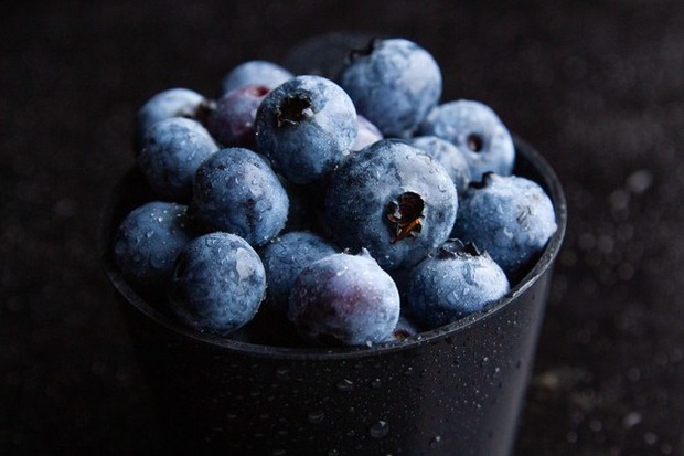 Blueberry kaya akan antioksidan, serat, dan vitamin C.