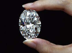 Ribuan Orang Kepung Sebuah Desa Demi Dapat Berlian