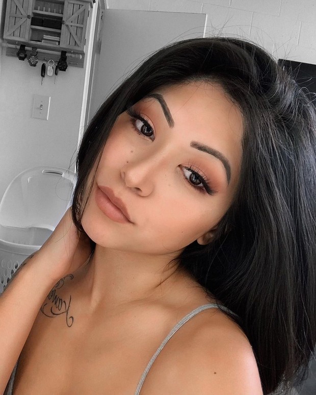 Copper merupakan warna yang universal untuk dikenakan disemua penampilan kamu.