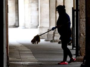 Gantikan Kotak Kosong, Tukang Bersih-bersih Malah Menangi Pilkada Rusia