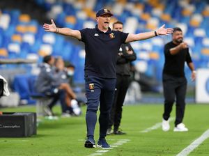 Duh! 14 Pemain dan Staf Genoa Positif Corona