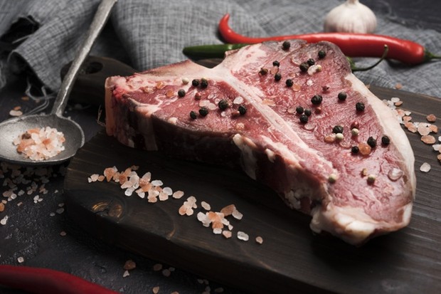 Saat mencari resep untuk memanggang daging, fokuslah pada bahan utamanya.