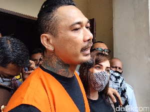 Beda Versi Jaksa dan Jerinx soal Nora Masuk Mobil Tahanan Beda Versi Jaksa dan Jerinx soal Nora Masuk Mobil Tahanan