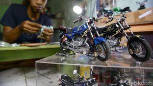 Keren! Miniatur Motor Ini Persis Seperti Aslinya