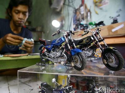 Keren! Miniatur Motor Ini Persis Seperti Aslinya
