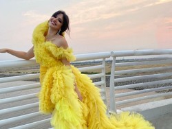 Rio Motret Bikin Seri Foto Artis Pakai Outfit Miliaran, Ini Ceritanya