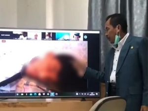 Viral Mahasiswa Makassar Ketiduran Saat Ospek Online, Sempat Dikira Pingsan Viral Mahasiswa Makassar Ketiduran Saat Ospek Online, Sempat Dikira Pingsan