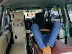 Video Tak Pakai Masker, Pria Ini Dihukum Tidur di Ambulans