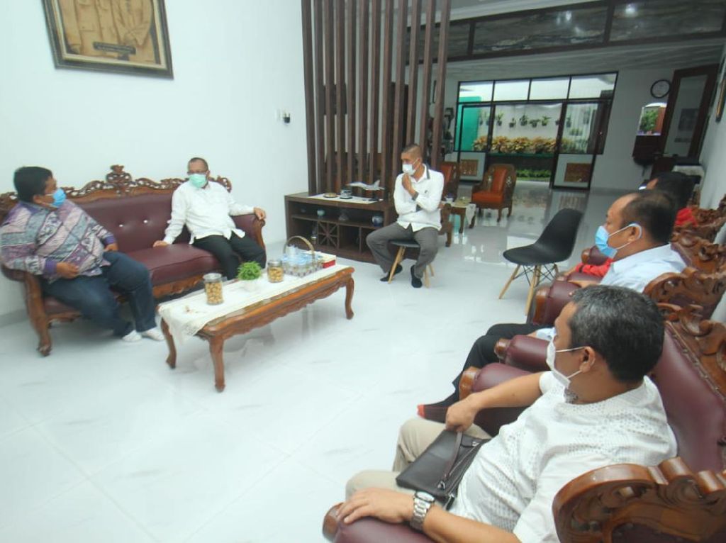 Akhyar Cerita Alasan Maju Pilkada Medan: Ada Oligarki-Keangkuhan yang Dilawan Akhyar Cerita Alasan Maju Pilkada Medan: Ada Oligarki-Keangkuhan yang Dilawan