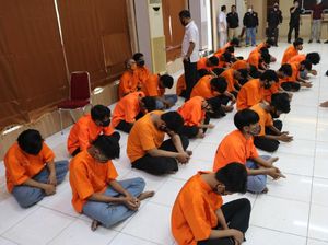 Bawa Senjata Tajam Hendak Tawuran, 28 ABG di Bekasi Diamankan