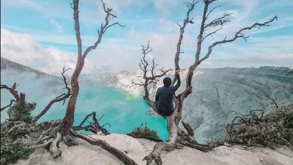 Pria Ini Nekat Keliling Indonesia dengan Bekal Pas-pasan