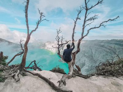 Pria Ini Nekat Keliling Indonesia dengan Bekal Pas-pasan