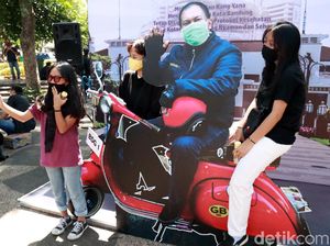 Tahu Nggak, Taman Kota Bandung Kini Ada Spot Foto Bareng Wali Kota