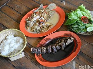 Bisa Makan Gurame Cobek Sampai Liwetan Lesehan di Bekasi