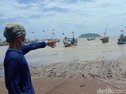 4 Viral Terheboh di Jateng 2020: Laut Surut hingga Mesum di Alun-alun