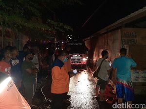 Kebakaran Ruko di Probolinggo Padam, Kerugian hingga Ratusan Juta Rupiah