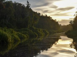 Sungai Cibuntu Sukabumi Sempat Meluap, Warga Korban Banjir Waspada