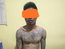 Pemotor di Bima Kabur Saat Operasi Yustisi, Ternyata Simpan Senpi-Amunisi