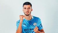 Ruben Dias menempati nomor dua. Bek muda dari Benfica itu ditebus Manchester City seharga 65 juta paun atau setara Rp 1,2 triliun (Twitter @ManCity)