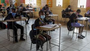 Sekolah di Zimbabwe Kembali Dibuka