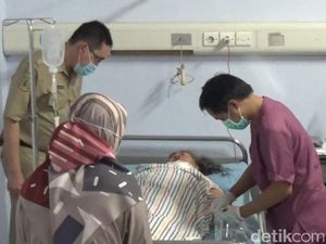 Sempat Dirawat 4 Hari, Ibu yang Digorok Anak Kandung di Mojokerto Meninggal Sempat Dirawat 4 Hari, Ibu yang Digorok Anak Kandung di Mojokerto Meninggal