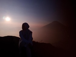 Syahdunya Bukit Sikunir di Dieng