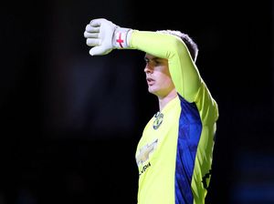 Dean Henderson Terus Mantap