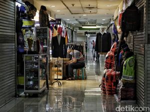 Denyut Mal Mangga Dua Square di Tengah PSBB dan Resesi Denyut Mal Mangga Dua Square di Tengah PSBB dan Resesi