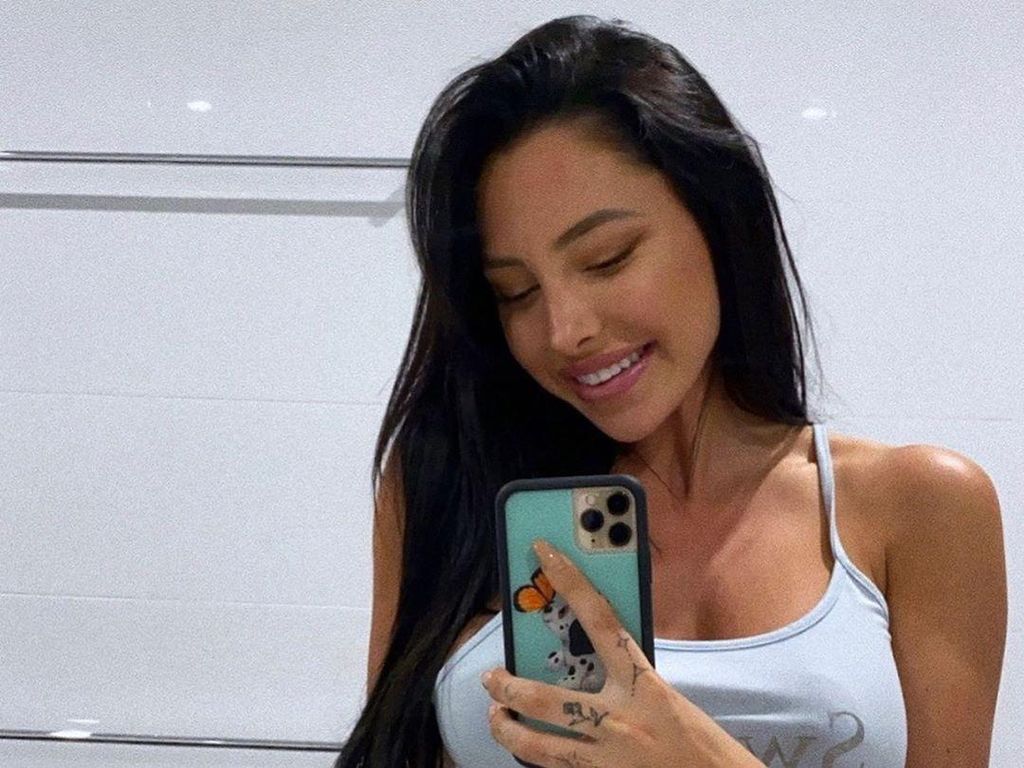 Foto: Selebgram Hamil yang Dihujat karena Jual Foto Seksi Pamer Perut Foto: Selebgram Hamil yang Dihujat karena Jual Foto Seksi Pamer Perut
