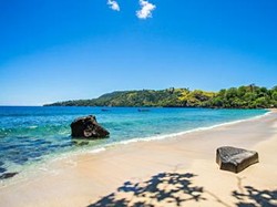 Bukan Cuma Bunaken, Manado Juga Punya Pantai Cantik Likupang