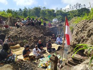 Warga Penghayat Pahoman Sejati Ajak Masyarakat Jaga Candi Warga Penghayat Pahoman Sejati Ajak Masyarakat Jaga Candi