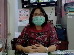Pesan Dokter Berkaca dari Kasus Satgas COVID-19 Surabaya Dilumuri Kotoran