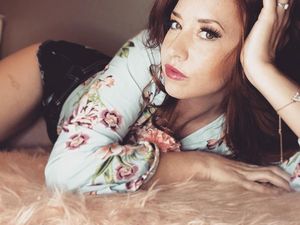 Dikira Masih Mahasiswa, Aktris Ini Ternyata Sudah Punya Anak Remaja