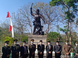 Upacara di Monumen Kresek, Kenang Pejuang Gugur pada Masa PKI 1948