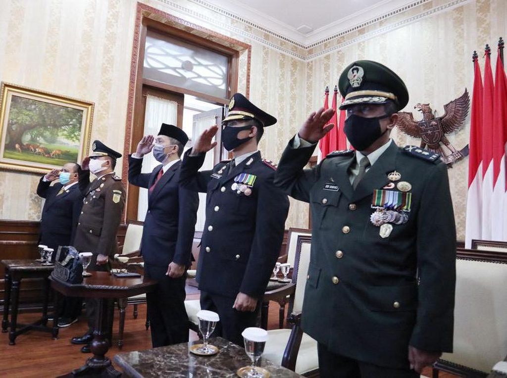 Ketua DPRD Kota Bogor: Pancasila Terbukti sebagai Pemersatu Bangsa Ketua DPRD Kota Bogor: Pancasila Terbukti sebagai Pemersatu Bangsa