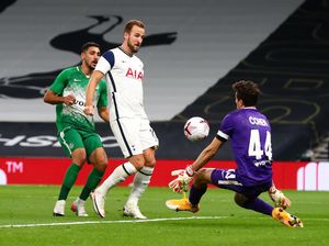 Kane Hat-trick, Tottenham Libas Maccabi 7-2 dan Pijak Fase Grup Liga Europa