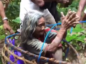 Haru! Nenek 80 Tahun Selamat Usai 10 Hari Terjebak dalam Jurang di Bali