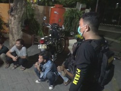 Mabuk dan Bawa Motor Ngebut di Jalanan, 5 Pria di Makassar Ditangkap