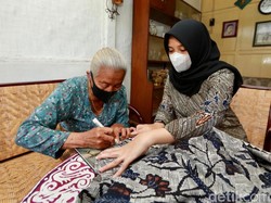 Mengenal Maestro Batik Banyuwangi yang Berkarya Sejak Zaman Jepang