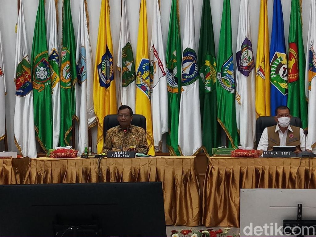 Mahfud Md: DKI dan Aceh Tak Ada Pilkada Justru Angka Infeksi Corona Tinggi Mahfud Md: DKI dan Aceh Tak Ada Pilkada Justru Angka Infeksi Corona Tinggi