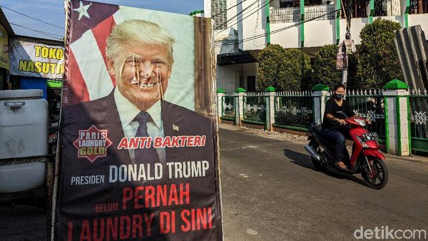 Meme Lucu Presiden Trump Belum Pernah Mencuci Baju di Ciputat