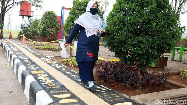 Menengok Jalur Pedestarian Unik di Taman Arcamanik Bandung