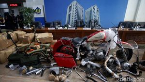 Ini Dia Harley & Brompton Selundupan yang Libatkan Ari Askhara