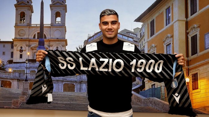 ROME, ITALY - OCTOBER 01:  SS Lazio new signing Andreas Pereira poses as he arrives at Ciampino Airport on October 1, 2020 in Rome, Italy.  (Photo by Paolo Bruno/Getty Images)