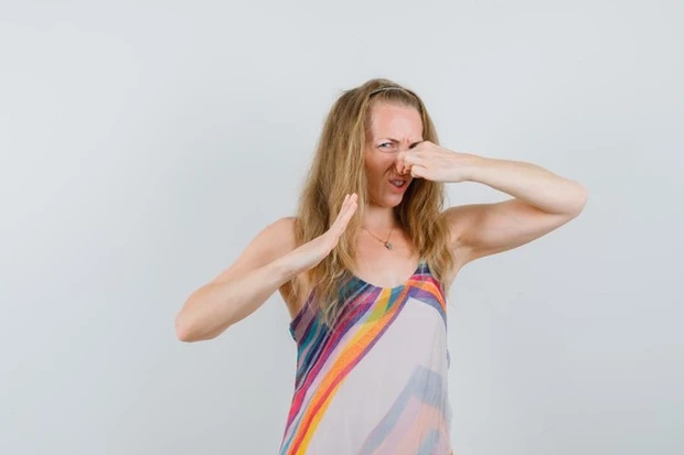 Kehilangan penciuman atau yang disebut dengan Anosmia memiliki kaitan dengan Covid-19