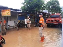 Hujan Deras Bikin Kecamatan Ngadirojo Pacitan Banjir dan Longsor