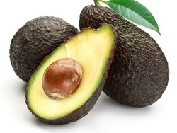 9 Buah Tinggi Kalori dan Protein yang Rasanya Enak